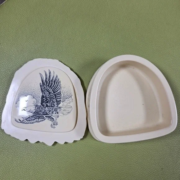 Vintage Bald Eagle Trinket Box Lidded Dish American Patriot Decor - Picture 2 of 6
